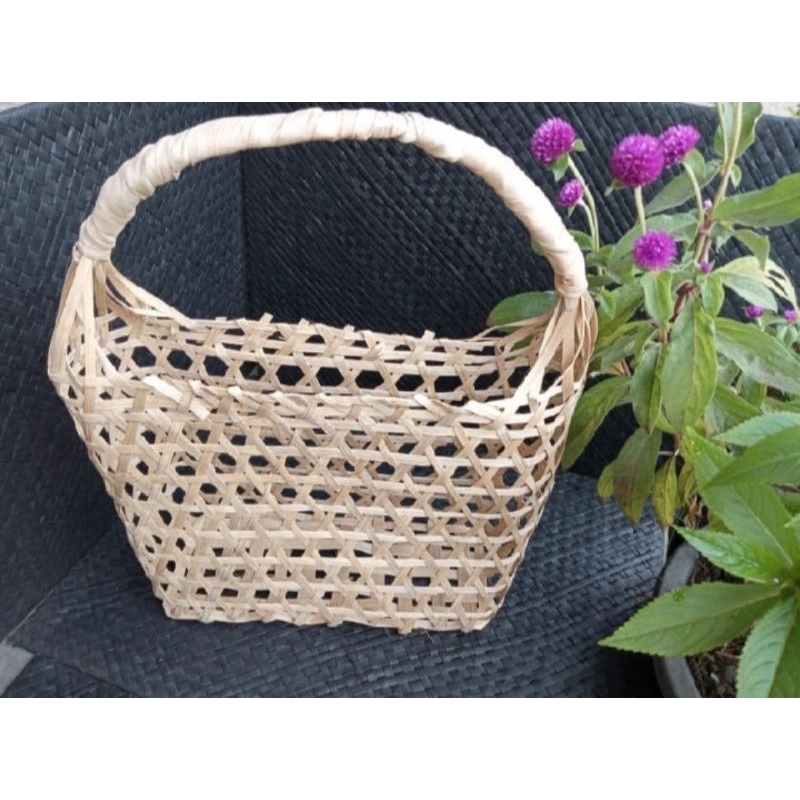 

hampers anyaman 1 tangkai