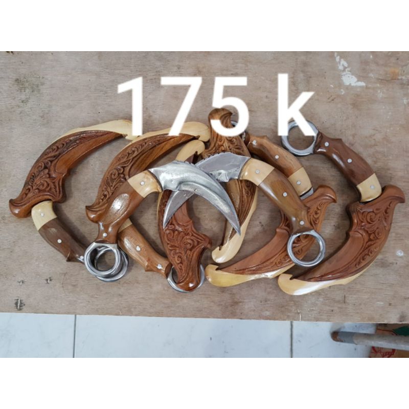 KARAMBIT_BAHAN_BAJA_PER
