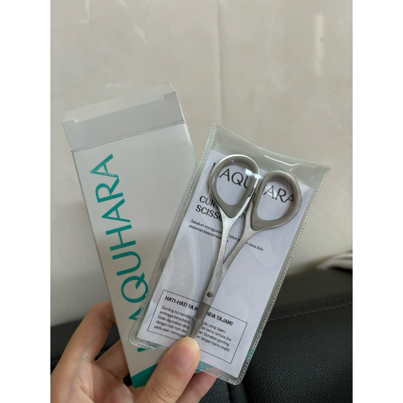 

haquhara curved mini scissors