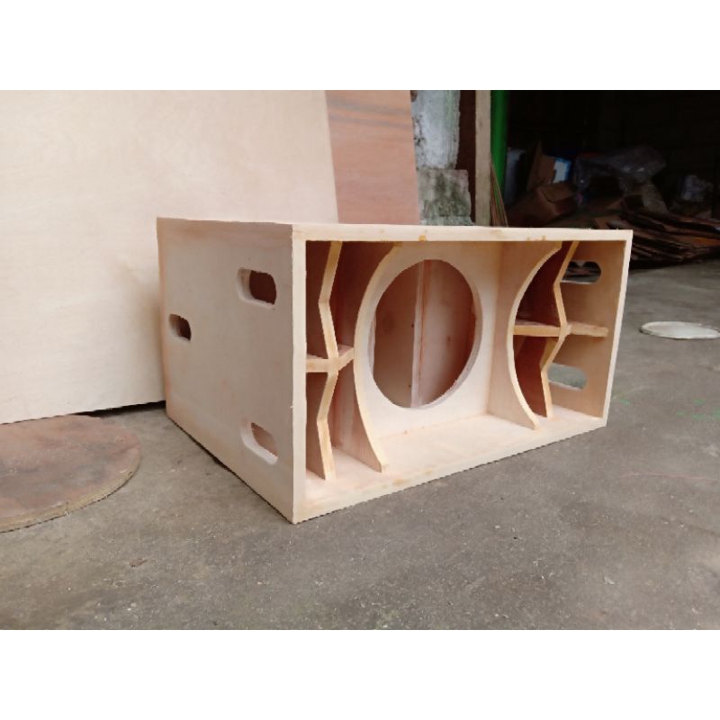 box TH NMAX 8 inch 15 mm