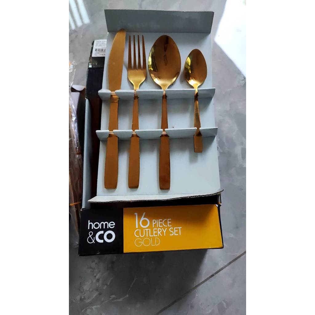 1 set sendok garpu 4 set total 16 pcs warna emas