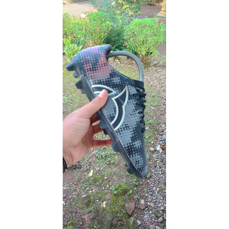 Sepatu ortuseight second berkualitas