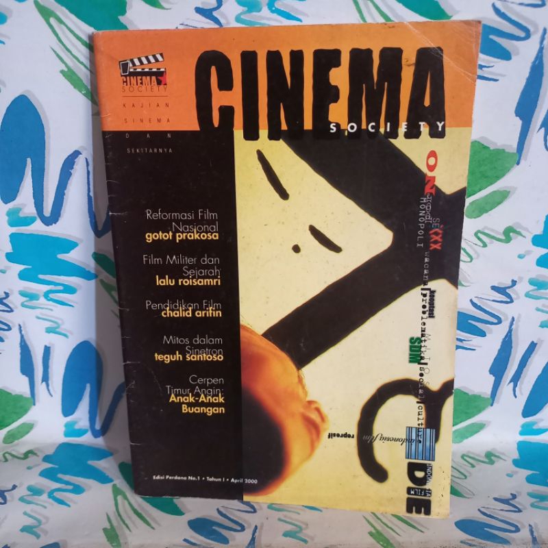 original MAJALAH CINEMA SOCIETY EDISI PERDANA NOMOR 1 TAHUN 1 APRIL 2000 cek foto dan deskripsi HARA