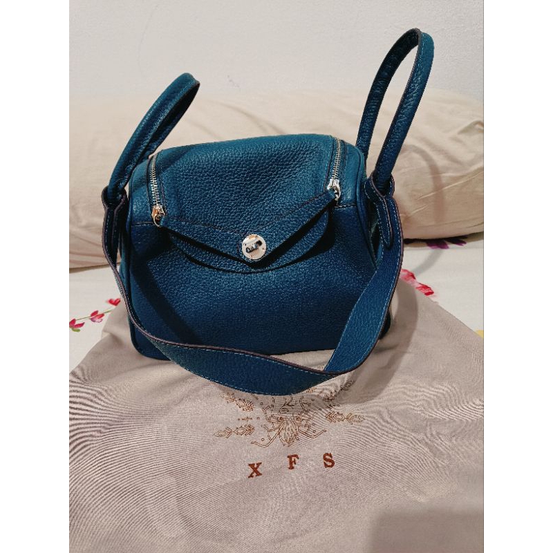 Preloved XFS Lindy Bag