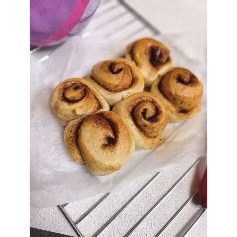 

Roti Cinnamon Roll