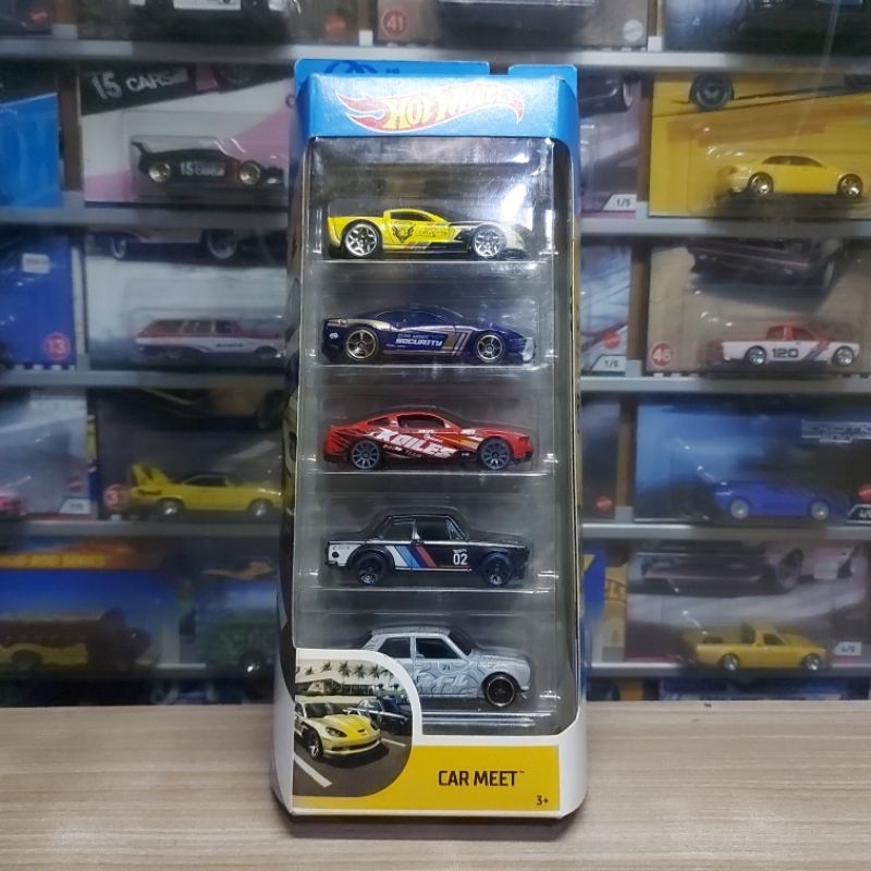 HOT WHEELS CAR MEET - GIFT PACK 5