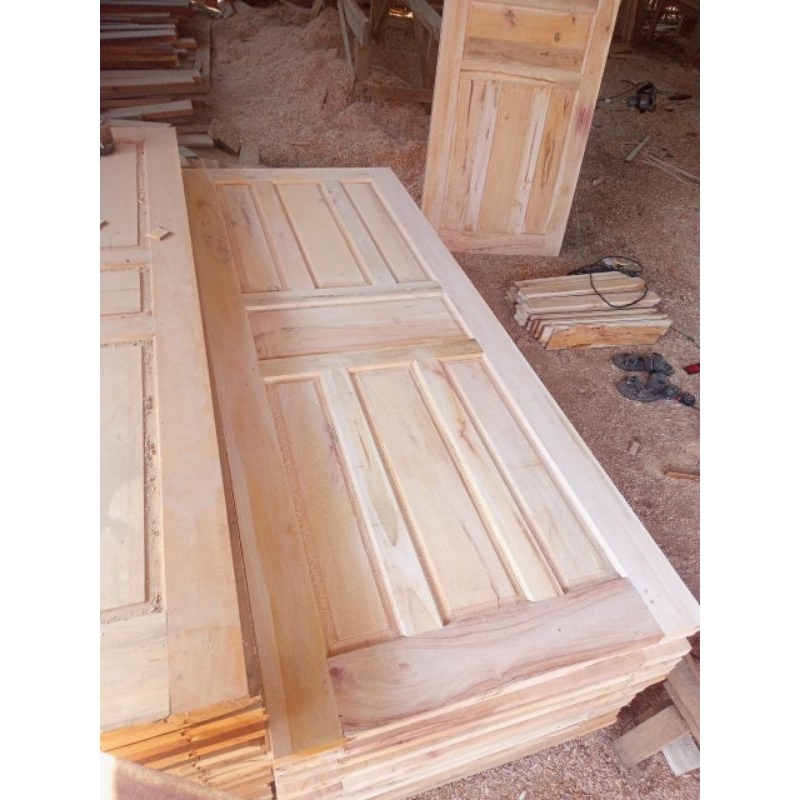 daun pintu kayu mahoni
