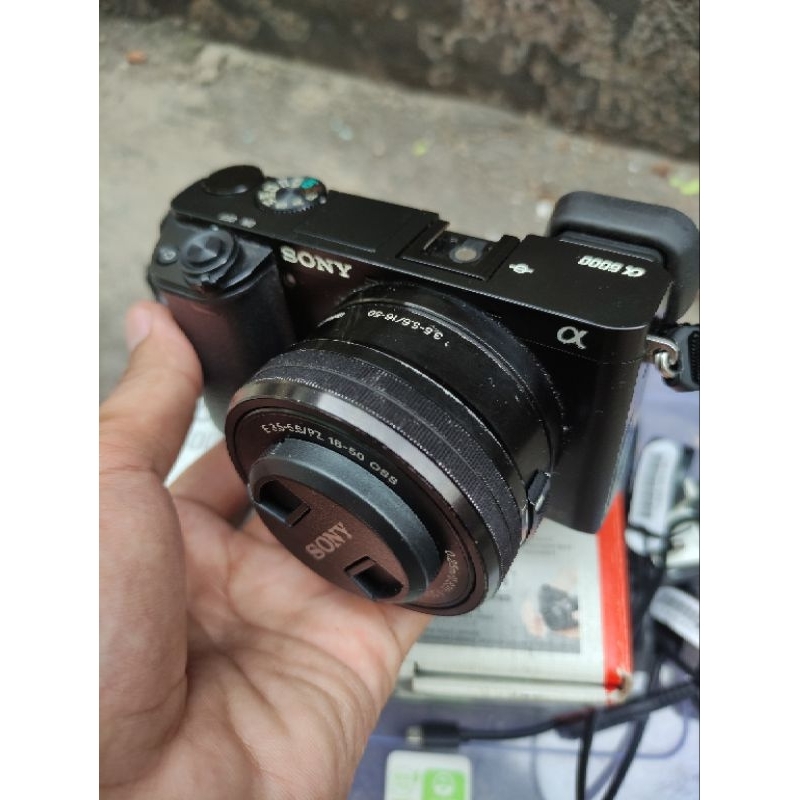 KAMERA SONY A6000