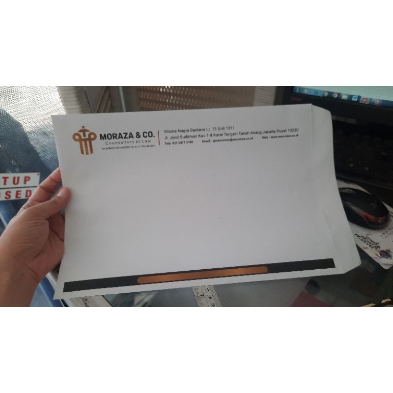 

Cetak Amplop Folio Putih 100GRM Custom-Free Design