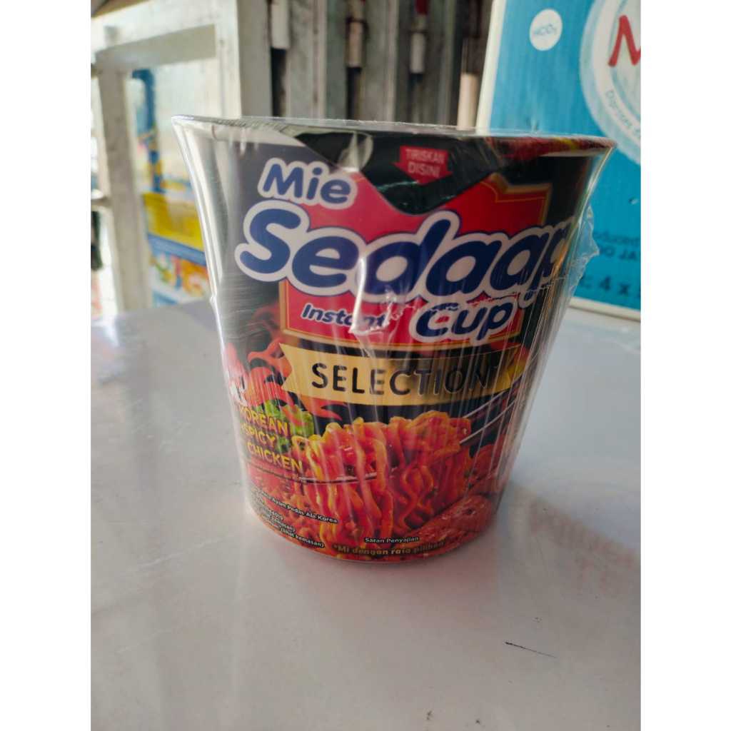 

MIE SEDAAP CUP SELECTION KOREAN SPICY CHIKEN 81G