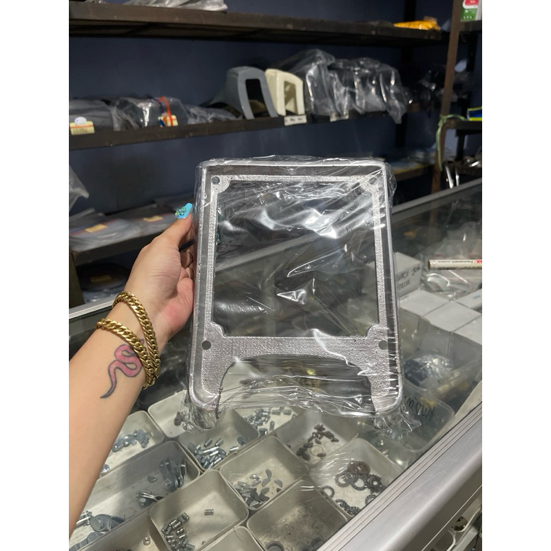 TATAKAN PLAT NOMOR BELAKANG VBB MURAH