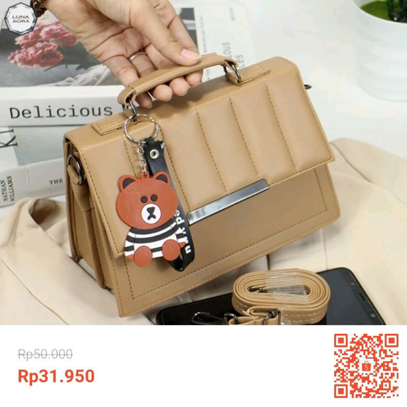 Tas  Luna Aura selempang wanita kotak motif garis kekinian dan elegan
