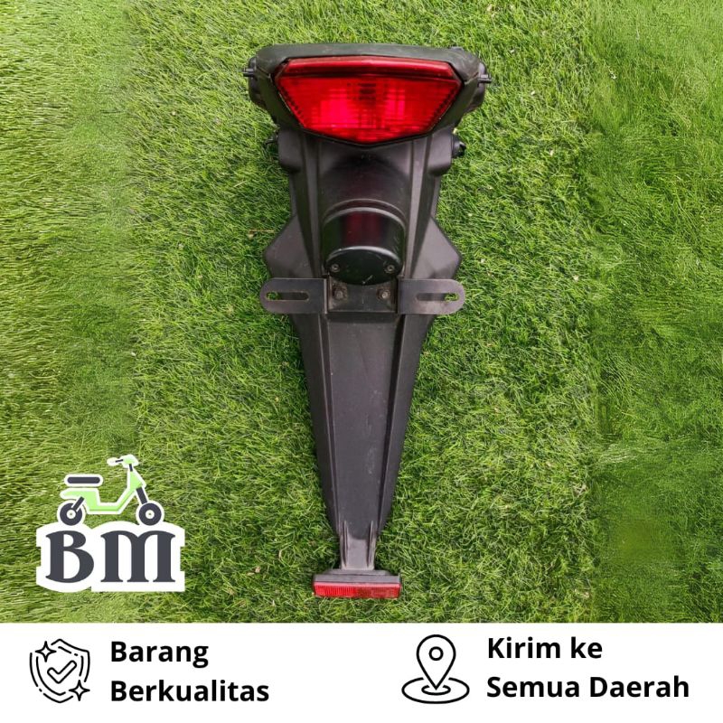 spakbor belakang ninja 250 old /karbu original
