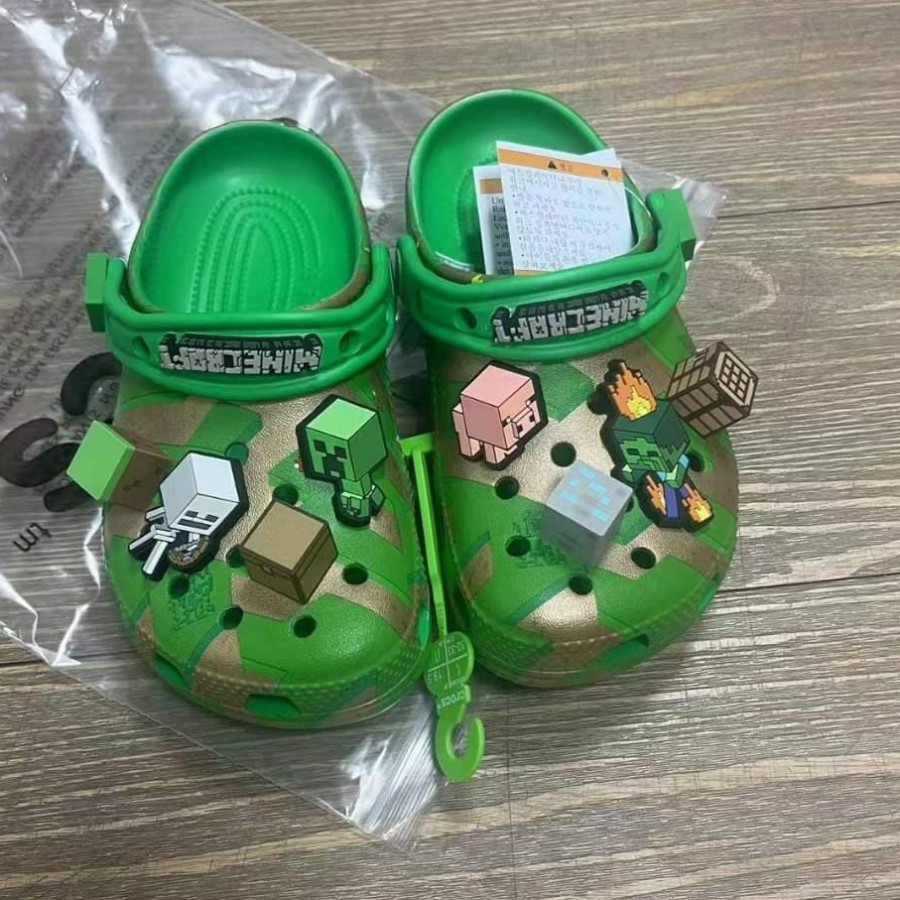 SANDAL CROCS CLASSIC MINECRAFT ELEVATED CLOG KID / SENDAL ANAK UNISEX