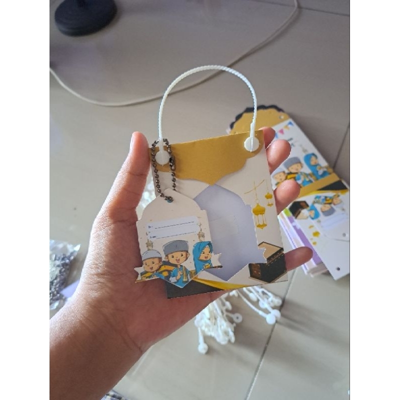 

HAMPERS LEBARAN