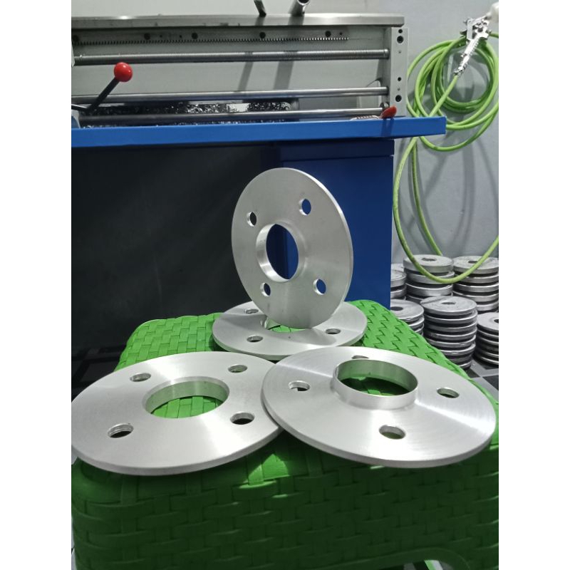 spacer nok vleg Agya/Ayla tebal 5mm/0,5cm