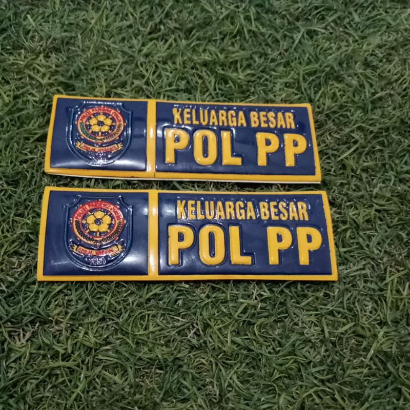 

STIKER EMBOS PLAT NO KELUARGA BESAR POL PP/STIKER UNIK