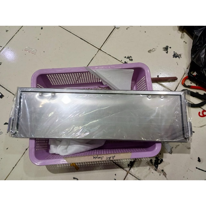 dudukan plat stainless / dudukan plat mobil stainles
