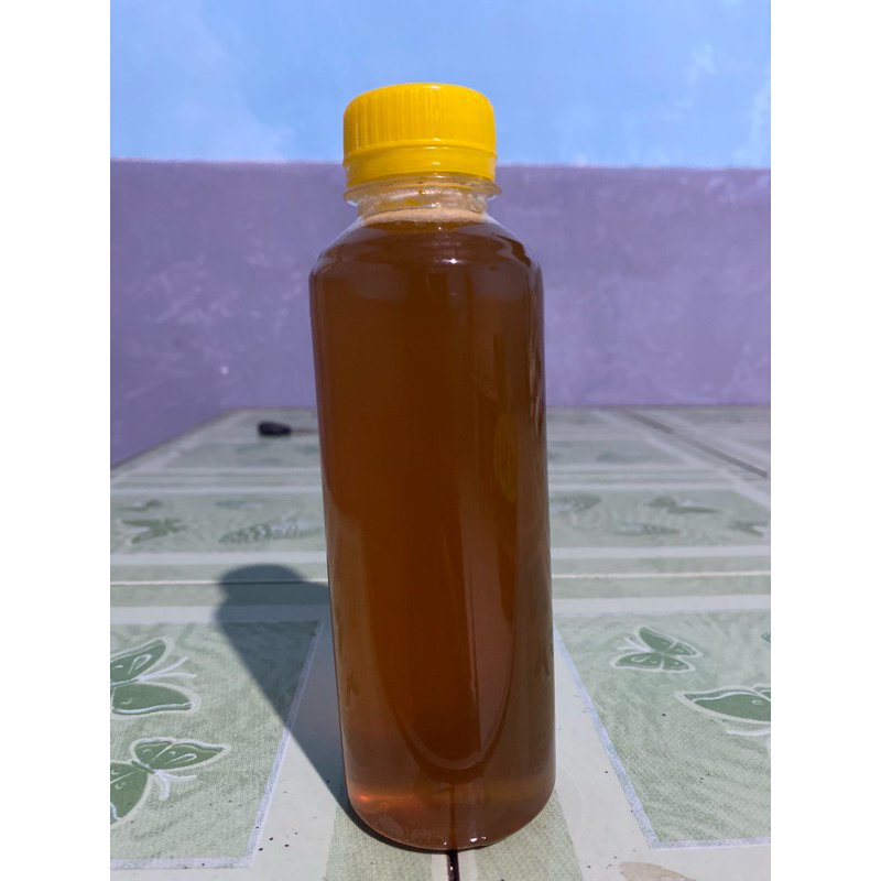 

madu murni dijamin ori,hasil panen sendiri