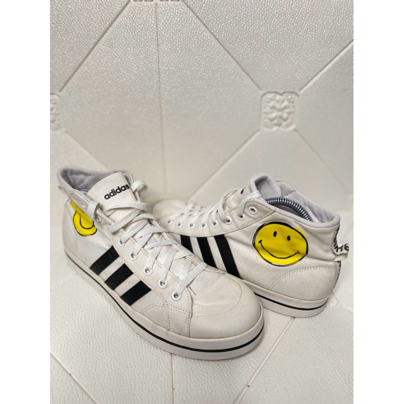 Adidas Neo Bravada Mid Smiley