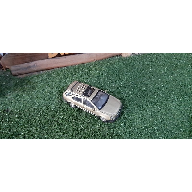 Diecast Miniatur Lexus RX300 Harrier skala 1:43