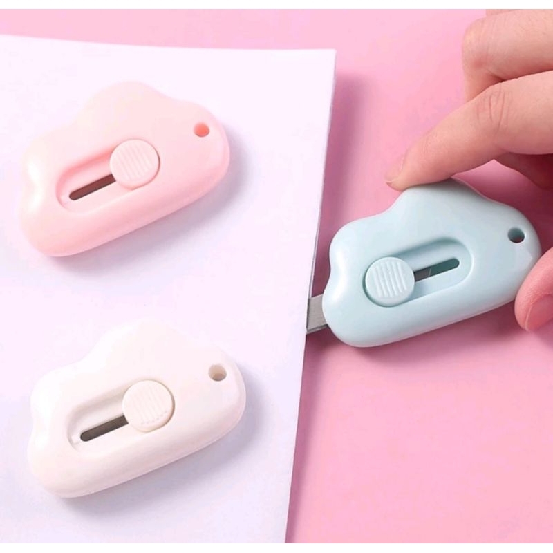 

Cutter Mini / Cutter Mini Pisau Kecil Bentuk Awan / Cutter Mini Bentuk Awan