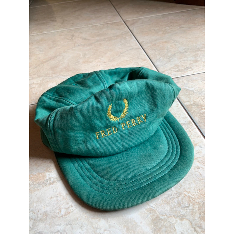 vtg pred perry hat