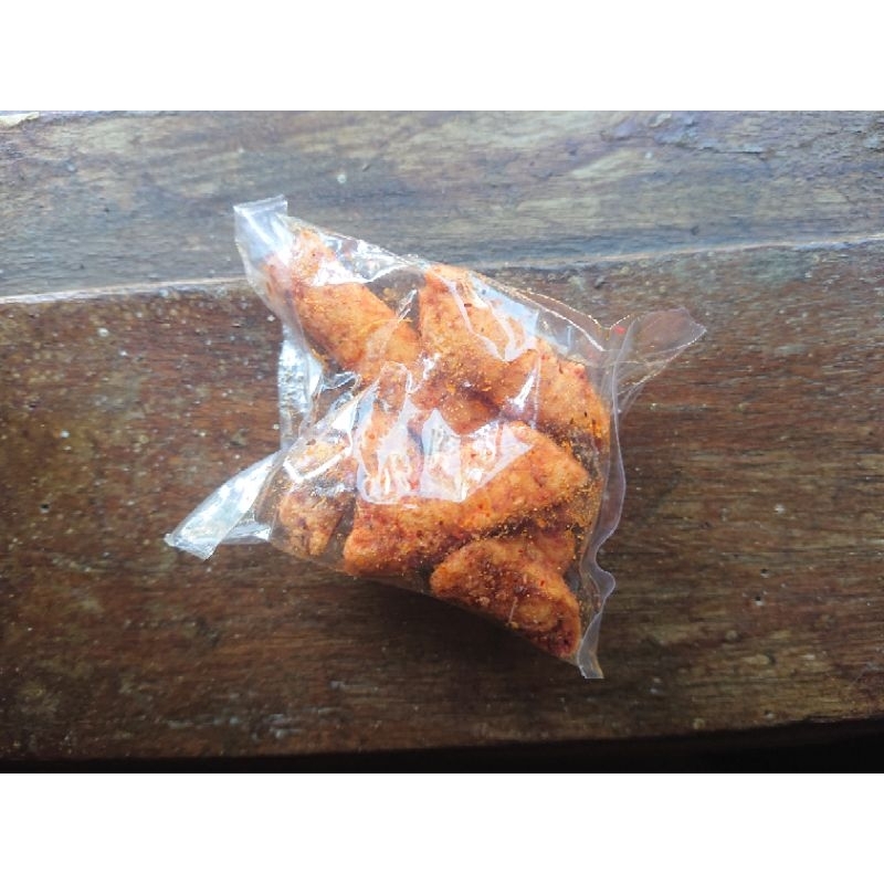 

CEMILAN BASRENG RASA PEDAS DAUN JERUK Isi 10pcs