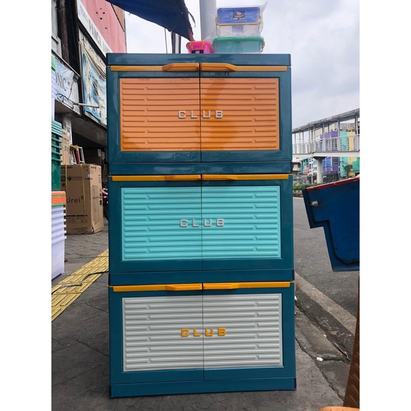 Lemari Plastik Club 3 Susun / Lemari Pakaian Susun 3