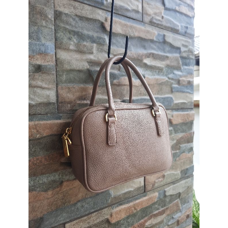 Tenteng Della Stella - TAS PRELOVED BRANDED ORIGINAL