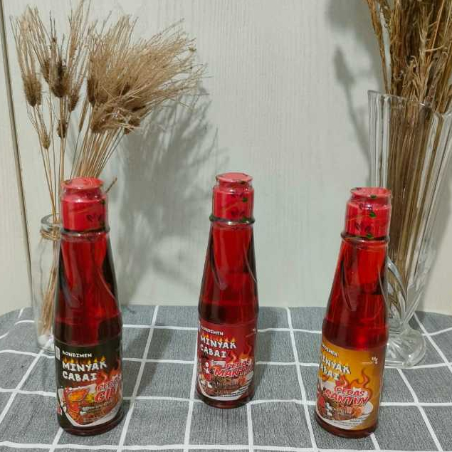 

MINYAK CABE/ CHILI OIL HALAL JAVA SUPER FOOD 135 ML