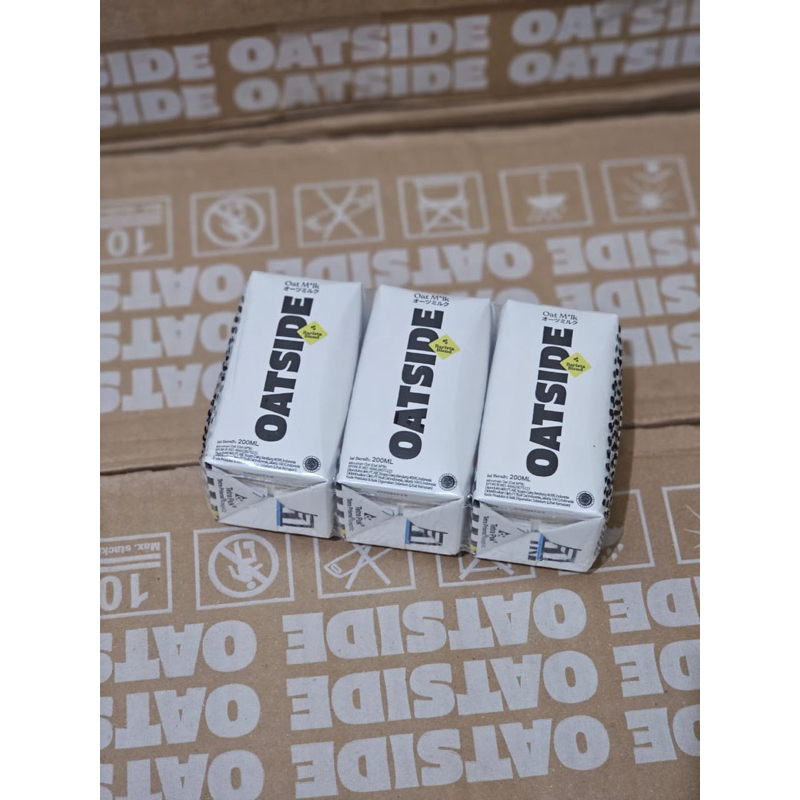 

OATSIDE Mini Straw Oat Milk Rasa Chocolate/Barista Blend 200 ml