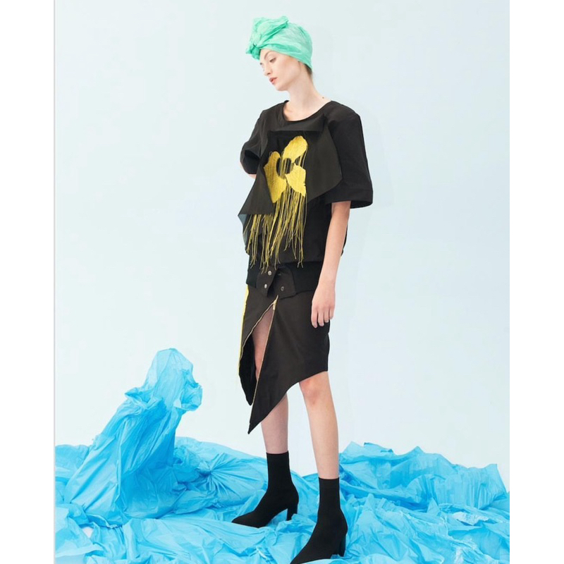 SEAN & SHEILA Embroidered Skirt Size 8