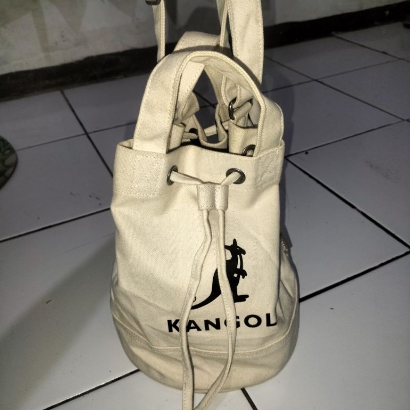 tas serut brand KANGOL original preloved