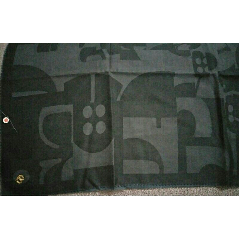 buttonscarves defect sale