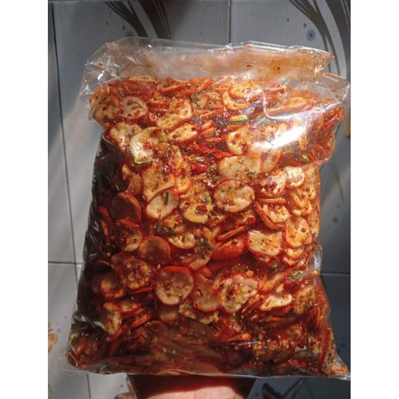 

Kerupuk Judes/kerupuk seblak (seblak kering) pedas manis.