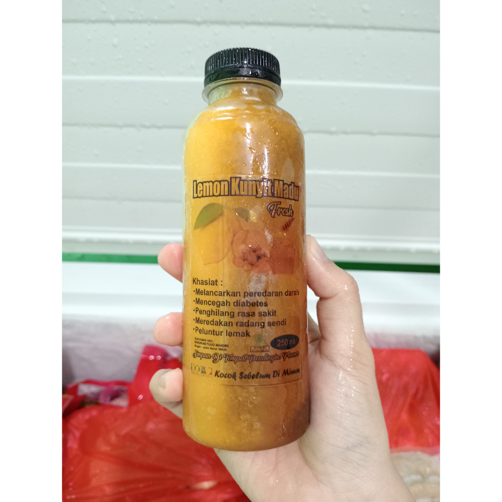 

Minuman kunyit lemon madu 250ml frozen / minuman sehat