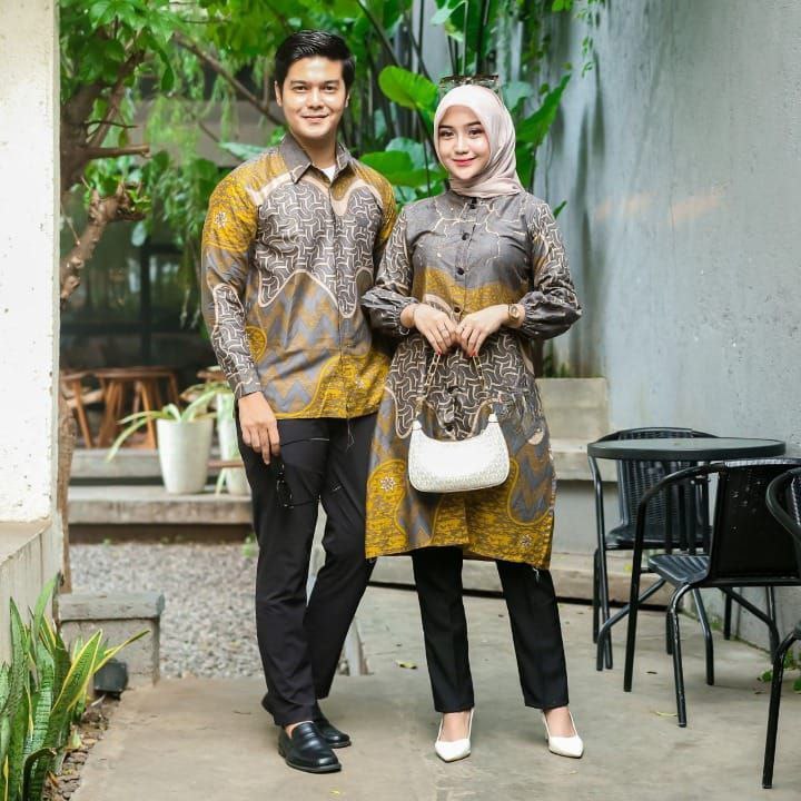 Batik Couple Modern Kemeja Pria Tunik Wanita Premium Tunik Batik Wanita Modern