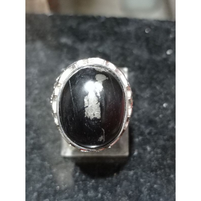 cincin batu natural fosil kelor serat emas unik sakral black petrified wood