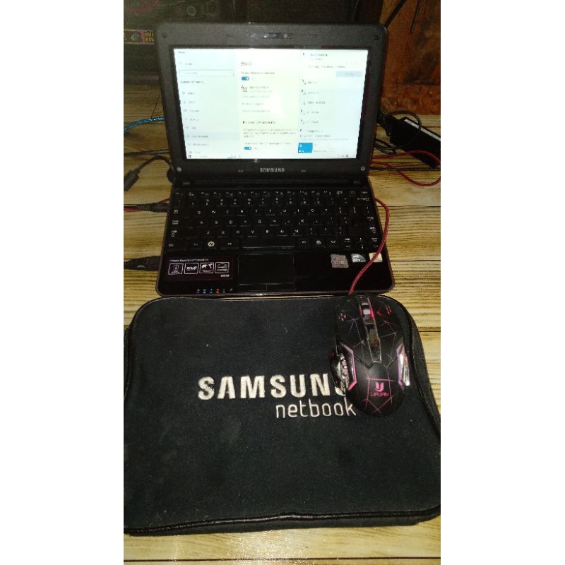 Notebook samsung N210. procecor intel atom.