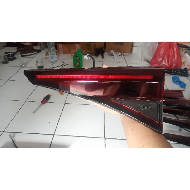 Lampu reflektor bagasi avanza terbaru 2022