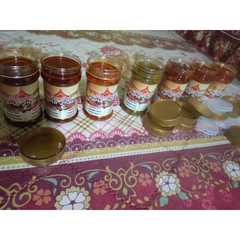 

Sambal ikan Bilis Padang/Ikan Bilih 200 Ml