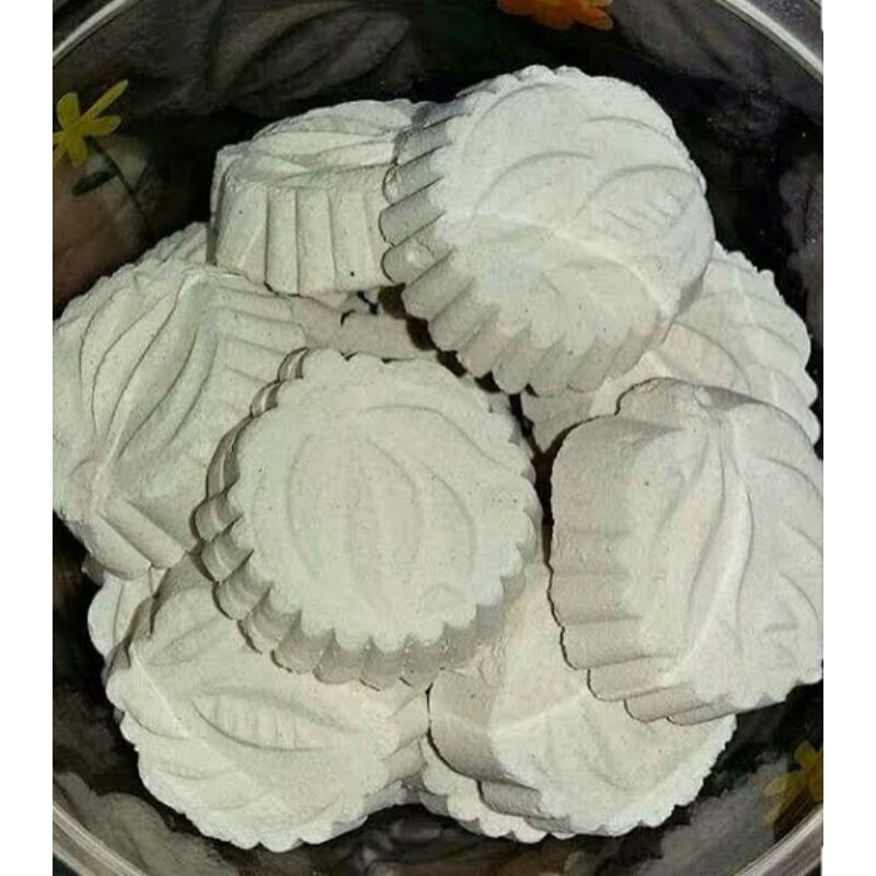 

NOB KUE SATU KACANG IJO 1 BAL ISI 1KG MAKANAN TRADISIONAL