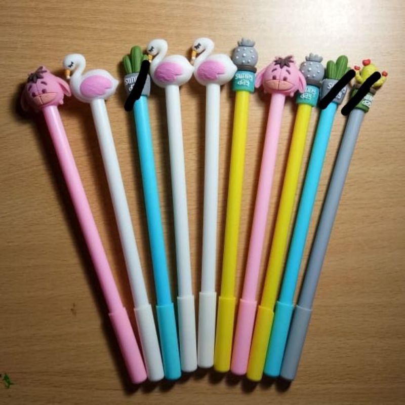 

PULPEN GEL KARAKTER MOTIF LUCU