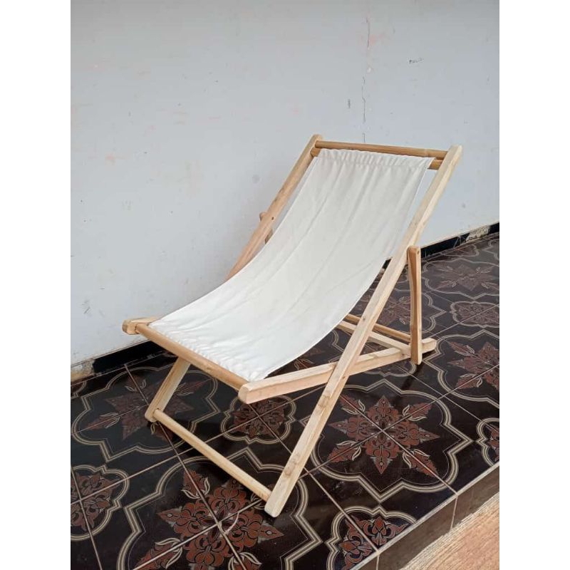 Kursi santai kursi lipat santai kayu jati
