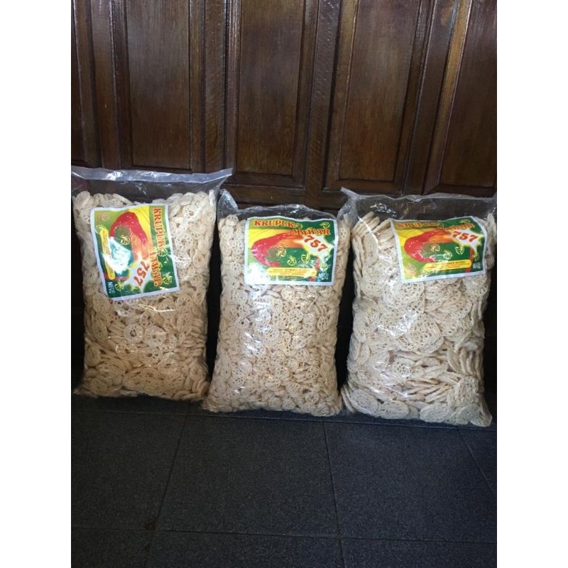 

kerupuk mawar/kerupuk mamang/kerupuk seblak 500gr