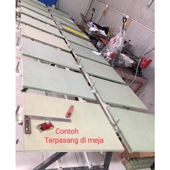 

Diskon Terviral Papan SablonMeja sablon MDF HIJAU Polos 4x6 9mm 18mm 45x65 18mm