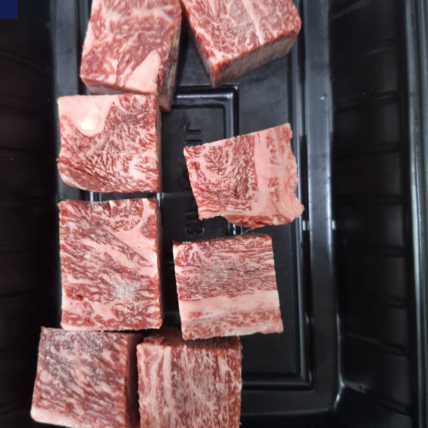 

Sher Wagyu Chuck Eye Roll MB 6/7