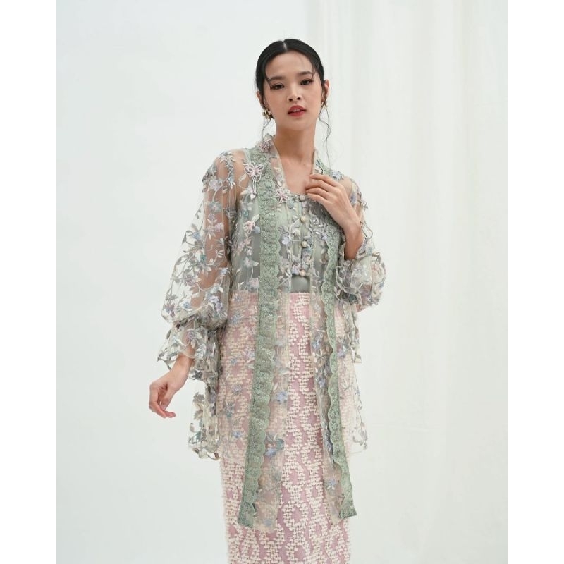 sewa kebaya sage green kondangan wisuda prewedding pengajian lamaran engagement