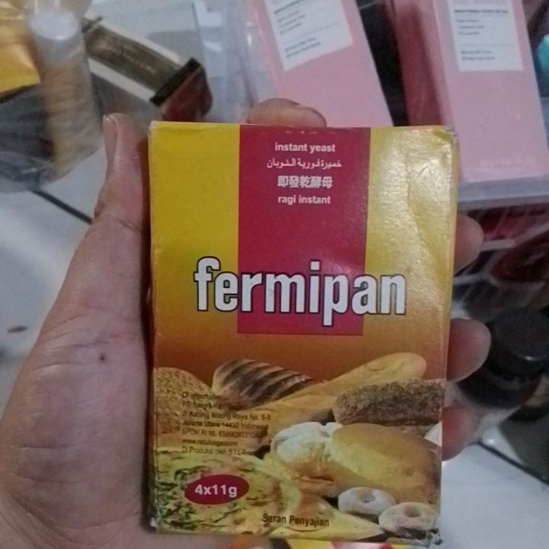 

FERMIPAN SACHET Instant Yeast Ragi Instan 4x11 Gram.